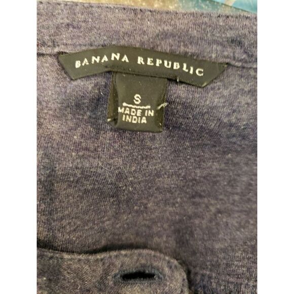 Banana Republic Top  - Picture 6 of 7